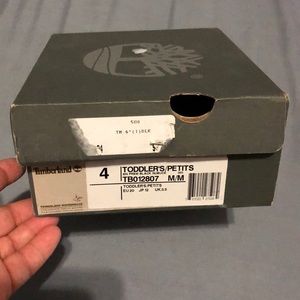 Timberland classic boot size 4c(toddler)